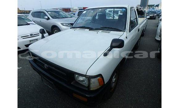 Buy Import Toyota Hilux White Car in Import - Dubai in Dhufar Buy Import Toyota Hilux White Car in Import - Dubai in Dhufar