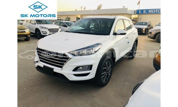 Buy Import Hyundai Tucson White Car in Import - Dubai in Dhufar Buy Import Hyundai Tucson White Car in Import - Dubai in Dhufar