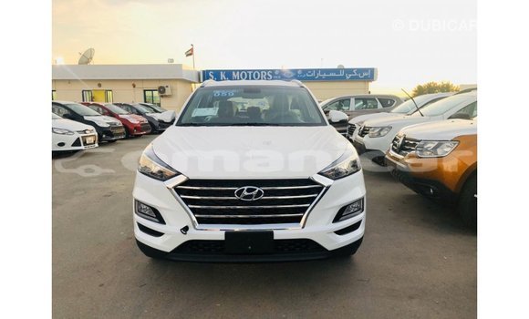 Buy Import Hyundai Tucson White Car in Import - Dubai in Dhufar Buy Import Hyundai Tucson White Car in Import - Dubai in Dhufar
