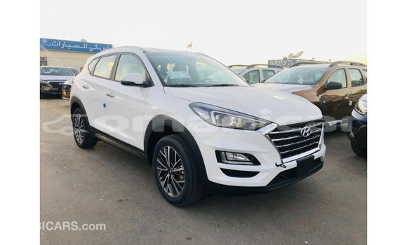 Buy Import Hyundai Tucson White Car in Import - Dubai in Dhufar Buy Import Hyundai Tucson White Car in Import - Dubai in Dhufar