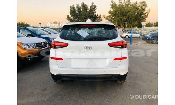 Buy Import Hyundai Tucson White Car in Import - Dubai in Dhufar Buy Import Hyundai Tucson White Car in Import - Dubai in Dhufar