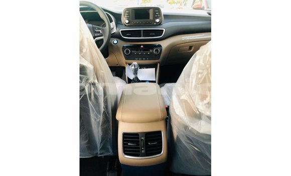Buy Import Hyundai Tucson White Car in Import - Dubai in Dhufar Buy Import Hyundai Tucson White Car in Import - Dubai in Dhufar