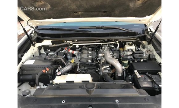 Buy Import Toyota Prado White Car in Import - Dubai in Dhufar Buy Import Toyota Prado White Car in Import - Dubai in Dhufar