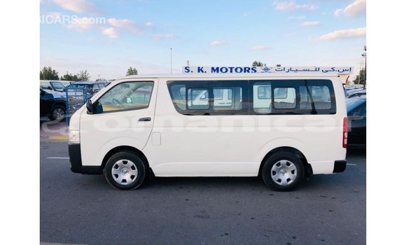 Buy Import Toyota Hiace White Car in Import - Dubai in Dhufar Buy Import Toyota Hiace White Car in Import - Dubai in Dhufar