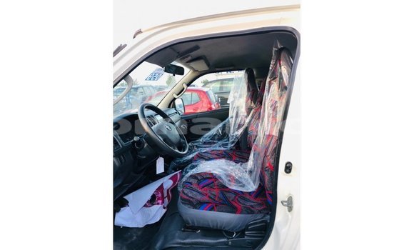 Buy Import Toyota Hiace White Car in Import - Dubai in Dhufar Buy Import Toyota Hiace White Car in Import - Dubai in Dhufar