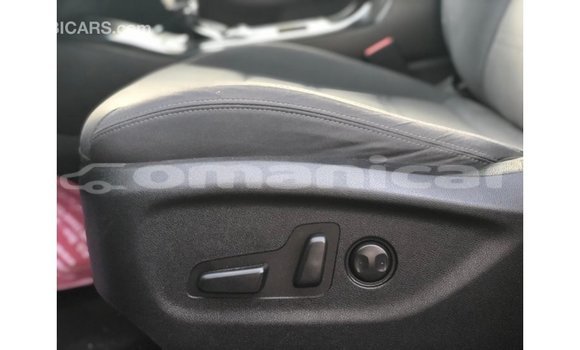 Buy Import Kia Sorento Other Car in Import - Dubai in Dhufar Buy Import Kia Sorento Other Car in Import - Dubai in Dhufar