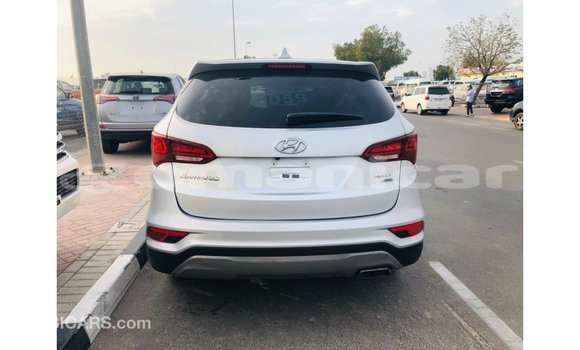 Buy Import Hyundai Santa Fe Other Car in Import - Dubai in Dhufar Buy Import Hyundai Santa Fe Other Car in Import - Dubai in Dhufar