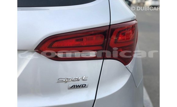 Buy Import Hyundai Santa Fe Other Car in Import - Dubai in Dhufar Buy Import Hyundai Santa Fe Other Car in Import - Dubai in Dhufar