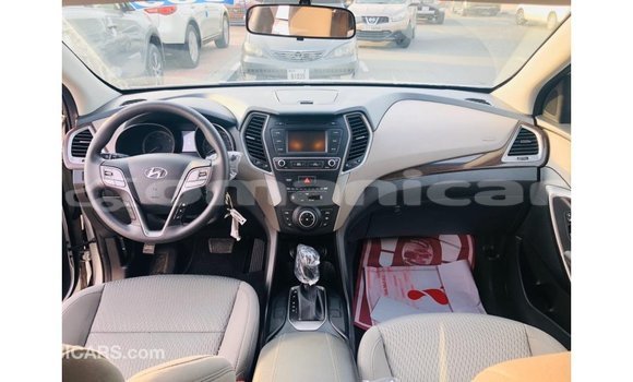 Buy Import Hyundai Santa Fe Other Car in Import - Dubai in Dhufar Buy Import Hyundai Santa Fe Other Car in Import - Dubai in Dhufar