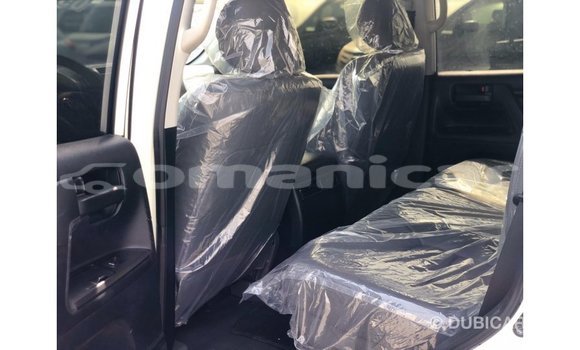 Buy Import Toyota Land Cruiser White Car in Import - Dubai in Dhufar Buy Import Toyota Land Cruiser White Car in Import - Dubai in Dhufar
