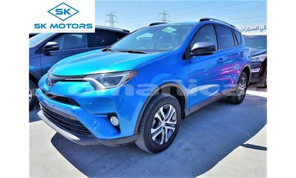 Buy Import Toyota 4Runner Blue Car in Import - Dubai in Dhufar