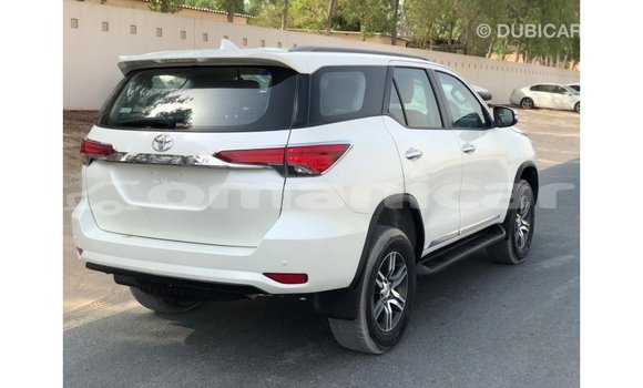 Buy Import Toyota Fortuner White Car in Import - Dubai in Dhufar Buy Import Toyota Fortuner White Car in Import - Dubai in Dhufar
