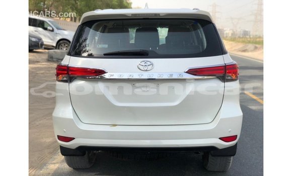 Buy Import Toyota Fortuner White Car in Import - Dubai in Dhufar Buy Import Toyota Fortuner White Car in Import - Dubai in Dhufar