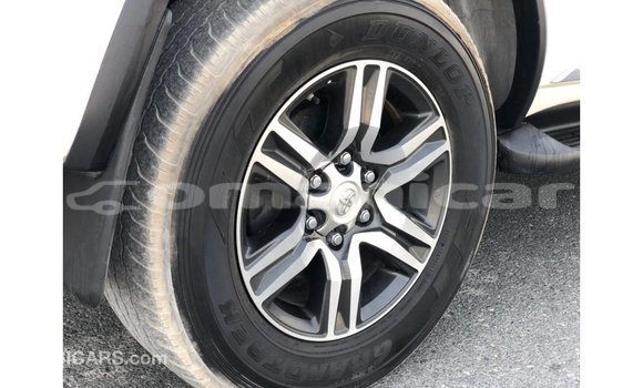 Buy Import Toyota Fortuner White Car in Import - Dubai in Dhufar Buy Import Toyota Fortuner White Car in Import - Dubai in Dhufar