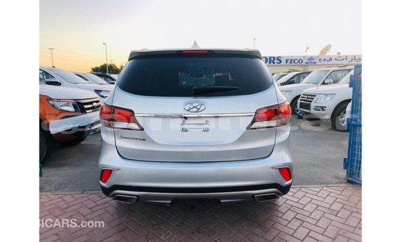 Buy Import Hyundai Santa Fe Other Car in Import - Dubai in Dhufar Buy Import Hyundai Santa Fe Other Car in Import - Dubai in Dhufar