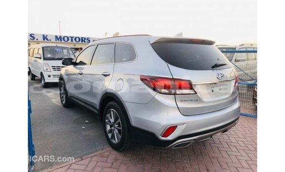 Buy Import Hyundai Santa Fe Other Car in Import - Dubai in Dhufar Buy Import Hyundai Santa Fe Other Car in Import - Dubai in Dhufar