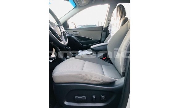 Buy Import Hyundai Santa Fe Other Car in Import - Dubai in Dhufar Buy Import Hyundai Santa Fe Other Car in Import - Dubai in Dhufar