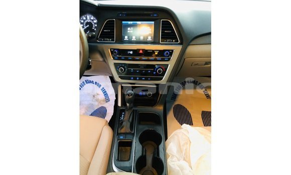 Buy Import Hyundai Sonata Red Car in Import - Dubai in Dhufar Buy Import Hyundai Sonata Red Car in Import - Dubai in Dhufar