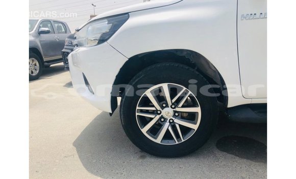 Buy Import Toyota Hilux White Car in Import - Dubai in Dhufar Buy Import Toyota Hilux White Car in Import - Dubai in Dhufar