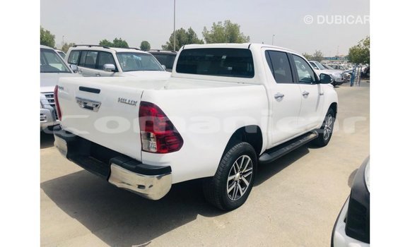 Buy Import Toyota Hilux White Car in Import - Dubai in Dhufar Buy Import Toyota Hilux White Car in Import - Dubai in Dhufar