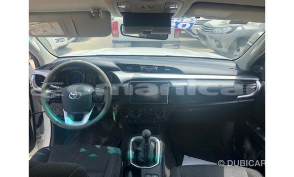 Buy Import Toyota Hilux White Car in Import - Dubai in Dhufar Buy Import Toyota Hilux White Car in Import - Dubai in Dhufar
