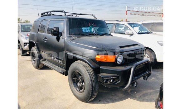 Buy Import Toyota FJ Cruiser Black Car in Import - Dubai in Dhufar Buy Import Toyota FJ Cruiser Black Car in Import - Dubai in Dhufar