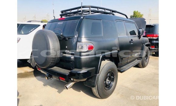 Buy Import Toyota FJ Cruiser Black Car in Import - Dubai in Dhufar Buy Import Toyota FJ Cruiser Black Car in Import - Dubai in Dhufar