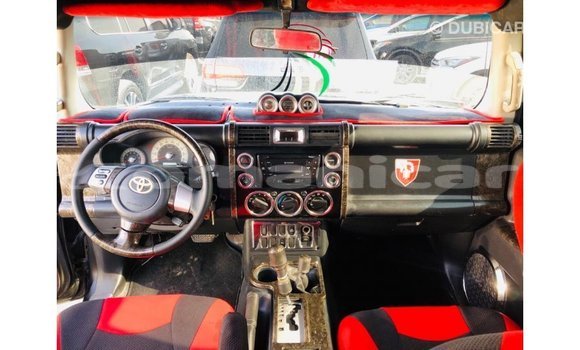 Buy Import Toyota FJ Cruiser Black Car in Import - Dubai in Dhufar Buy Import Toyota FJ Cruiser Black Car in Import - Dubai in Dhufar