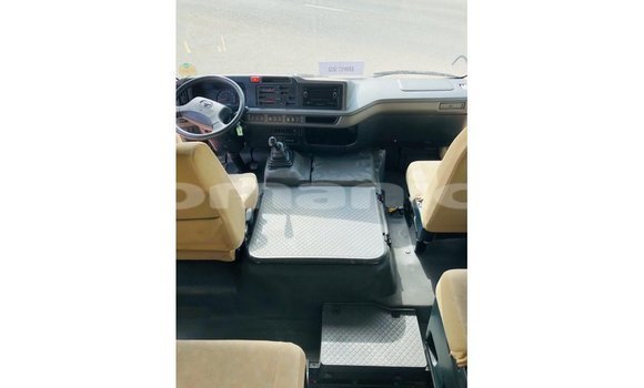 Buy Import Toyota Coaster White Car in Import - Dubai in Dhufar Buy Import Toyota Coaster White Car in Import - Dubai in Dhufar