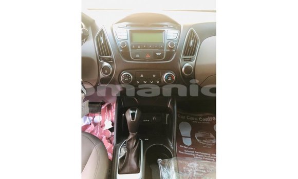 Buy Import Hyundai Tucson Blue Car in Import - Dubai in Dhufar Buy Import Hyundai Tucson Blue Car in Import - Dubai in Dhufar