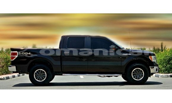 Buy Import Ford Club Wagon Brown Car in Import - Dubai in Dhufar Buy Import Ford Club Wagon Brown Car in Import - Dubai in Dhufar