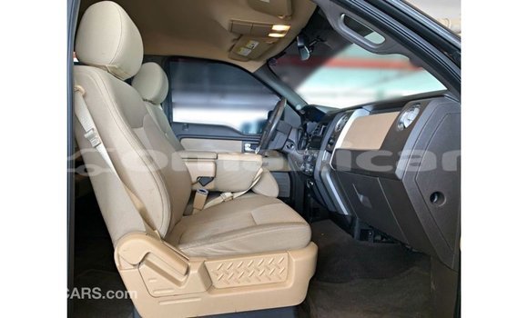 Buy Import Ford Club Wagon Brown Car in Import - Dubai in Dhufar Buy Import Ford Club Wagon Brown Car in Import - Dubai in Dhufar