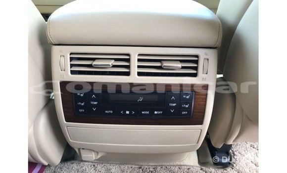 Buy Import Toyota Land Cruiser White Car in Import - Dubai in Dhufar Buy Import Toyota Land Cruiser White Car in Import - Dubai in Dhufar