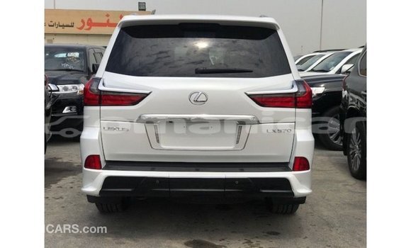 Buy Import Lexus LX White Car in Import - Dubai in Dhufar Buy Import Lexus LX White Car in Import - Dubai in Dhufar