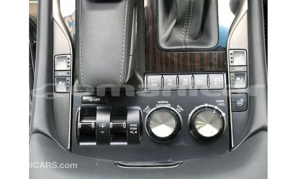 Buy Import Lexus LX White Car in Import - Dubai in Dhufar Buy Import Lexus LX White Car in Import - Dubai in Dhufar