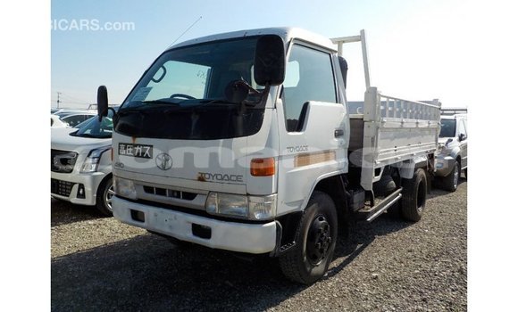 Buy Import Toyota Dyna White Car in Import - Dubai in Dhufar Buy Import Toyota Dyna White Car in Import - Dubai in Dhufar