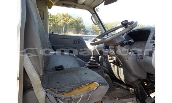 Buy Import Toyota Dyna White Car in Import - Dubai in Dhufar Buy Import Toyota Dyna White Car in Import - Dubai in Dhufar