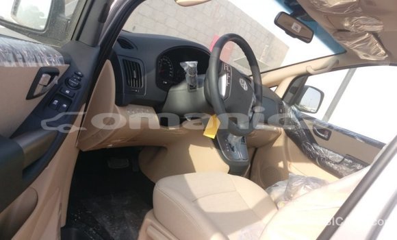 Buy Import Hyundai Accent Brown Car in Import - Dubai in Dhufar Buy Import Hyundai Accent Brown Car in Import - Dubai in Dhufar