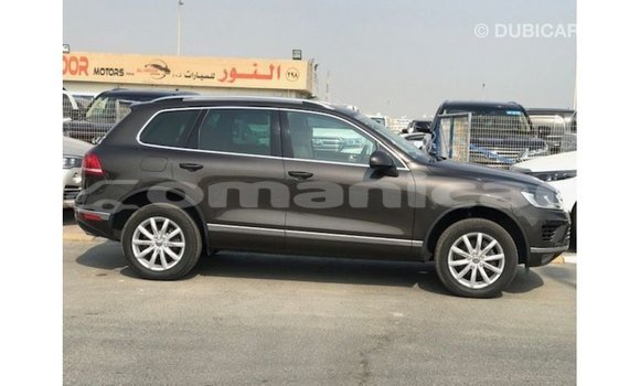 Buy Import Volkswagen Touareg Brown Car in Import - Dubai in Dhufar Buy Import Volkswagen Touareg Brown Car in Import - Dubai in Dhufar