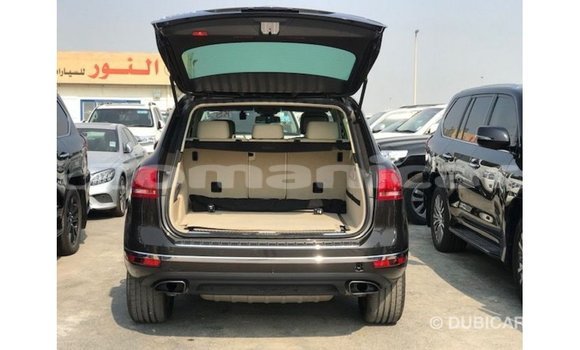 Buy Import Volkswagen Touareg Brown Car in Import - Dubai in Dhufar Buy Import Volkswagen Touareg Brown Car in Import - Dubai in Dhufar