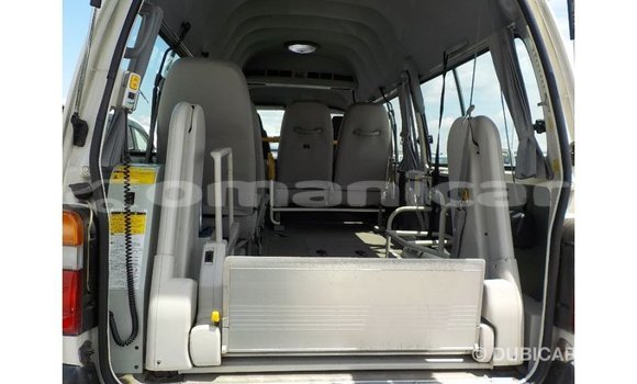 Buy Import Toyota Hiace White Car in Import - Dubai in Dhufar Buy Import Toyota Hiace White Car in Import - Dubai in Dhufar