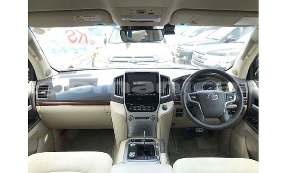 Buy Import Toyota Land Cruiser Red Car in Import - Dubai in Dhufar Buy Import Toyota Land Cruiser Red Car in Import - Dubai in Dhufar