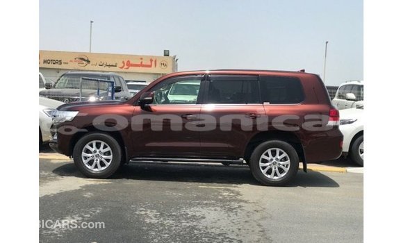 Buy Import Toyota Land Cruiser Red Car in Import - Dubai in Dhufar Buy Import Toyota Land Cruiser Red Car in Import - Dubai in Dhufar