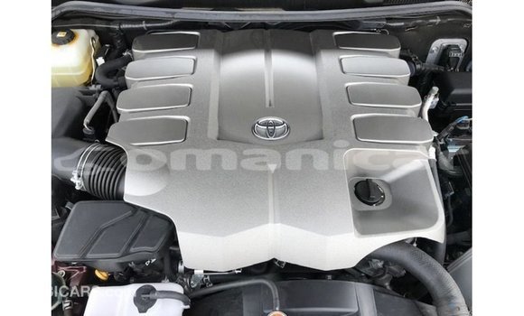 Buy Import Toyota Land Cruiser Red Car in Import - Dubai in Dhufar Buy Import Toyota Land Cruiser Red Car in Import - Dubai in Dhufar