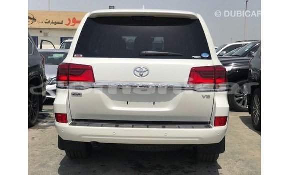Buy Import Toyota Land Cruiser White Car in Import - Dubai in Dhufar Buy Import Toyota Land Cruiser White Car in Import - Dubai in Dhufar