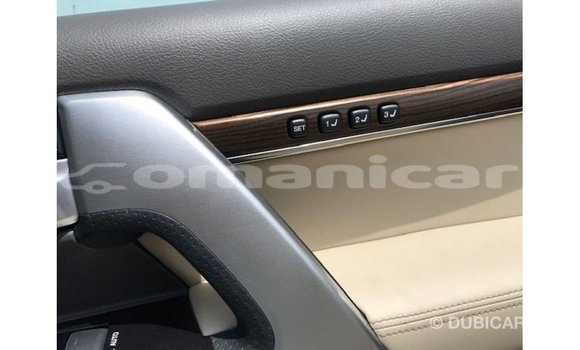 Buy Import Toyota Land Cruiser White Car in Import - Dubai in Dhufar Buy Import Toyota Land Cruiser White Car in Import - Dubai in Dhufar