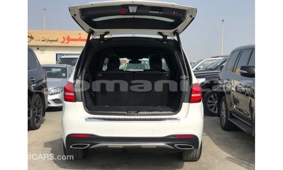 Buy Import Mercedes-Benz 190 White Car in Import - Dubai in Dhufar Buy Import Mercedes-Benz 190 White Car in Import - Dubai in Dhufar