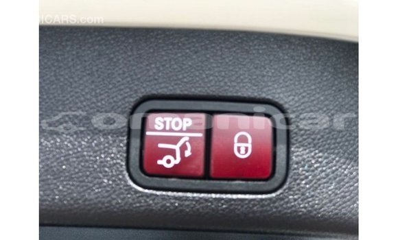 Buy Import Mercedes-Benz 190 White Car in Import - Dubai in Dhufar Buy Import Mercedes-Benz 190 White Car in Import - Dubai in Dhufar