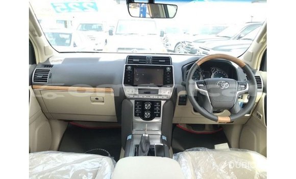 Buy Import Toyota Prado White Car in Import - Dubai in Dhufar Buy Import Toyota Prado White Car in Import - Dubai in Dhufar