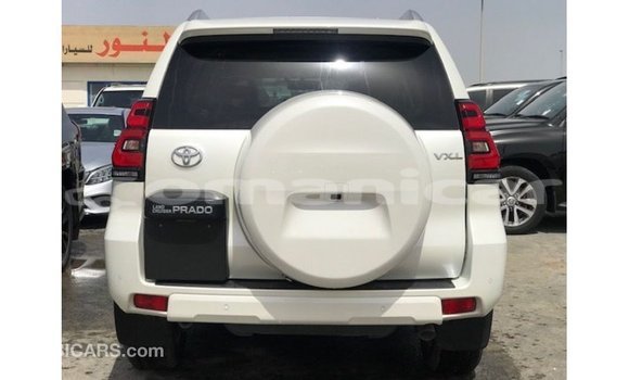Buy Import Toyota Prado White Car in Import - Dubai in Dhufar Buy Import Toyota Prado White Car in Import - Dubai in Dhufar